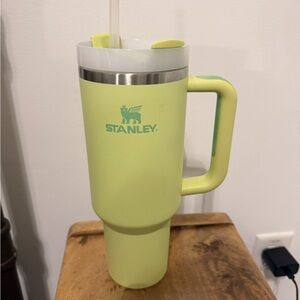 40z Stanley: Lime green, comes with 2 straw